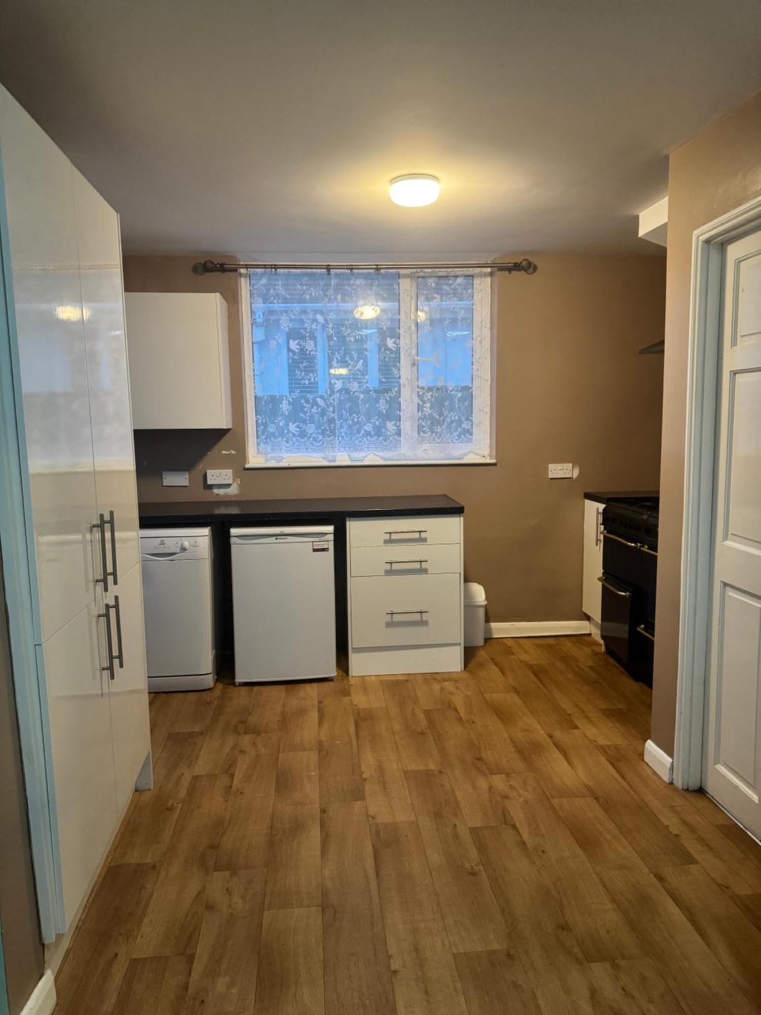 Jxb Homes - Lovely And Spacious Rooms Cliftonville 외부 사진