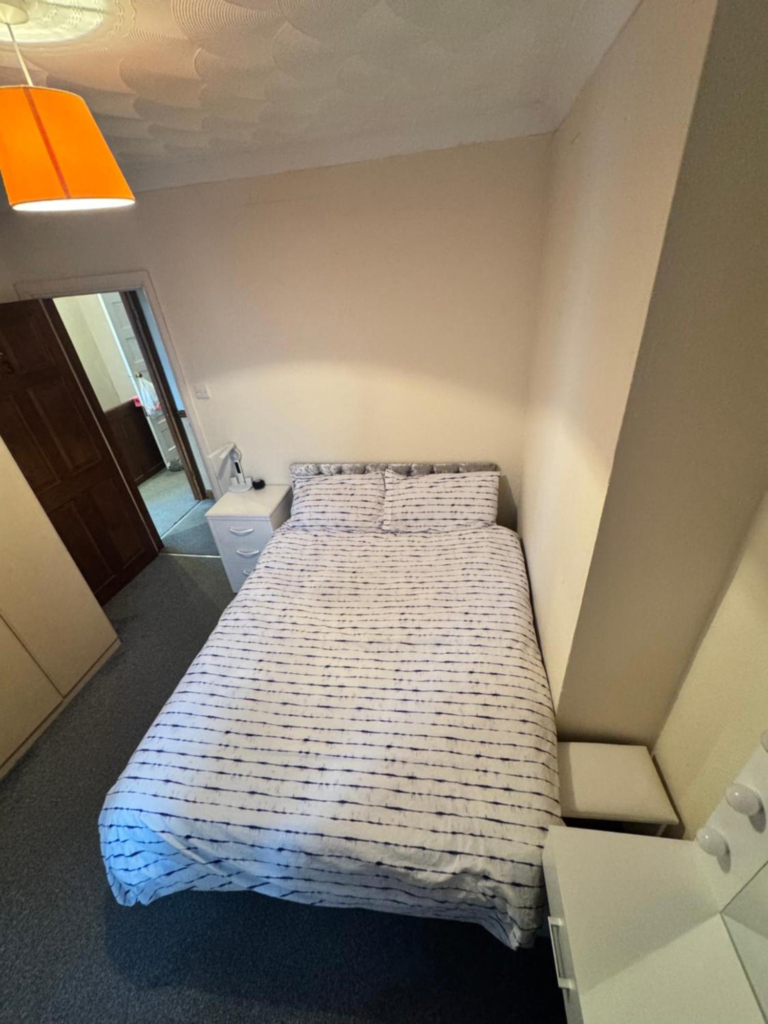 Jxb Homes - Lovely And Spacious Rooms Cliftonville 외부 사진