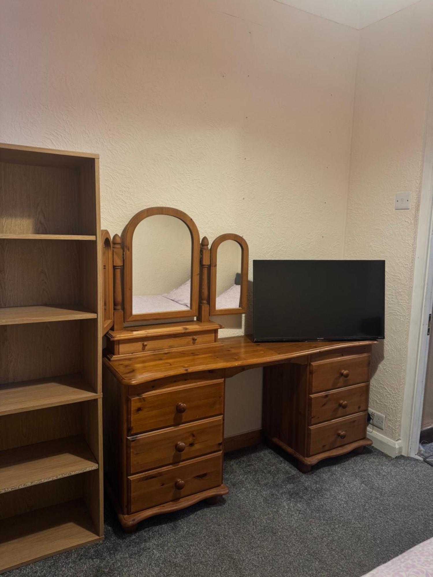 Jxb Homes - Lovely And Spacious Rooms Cliftonville 외부 사진