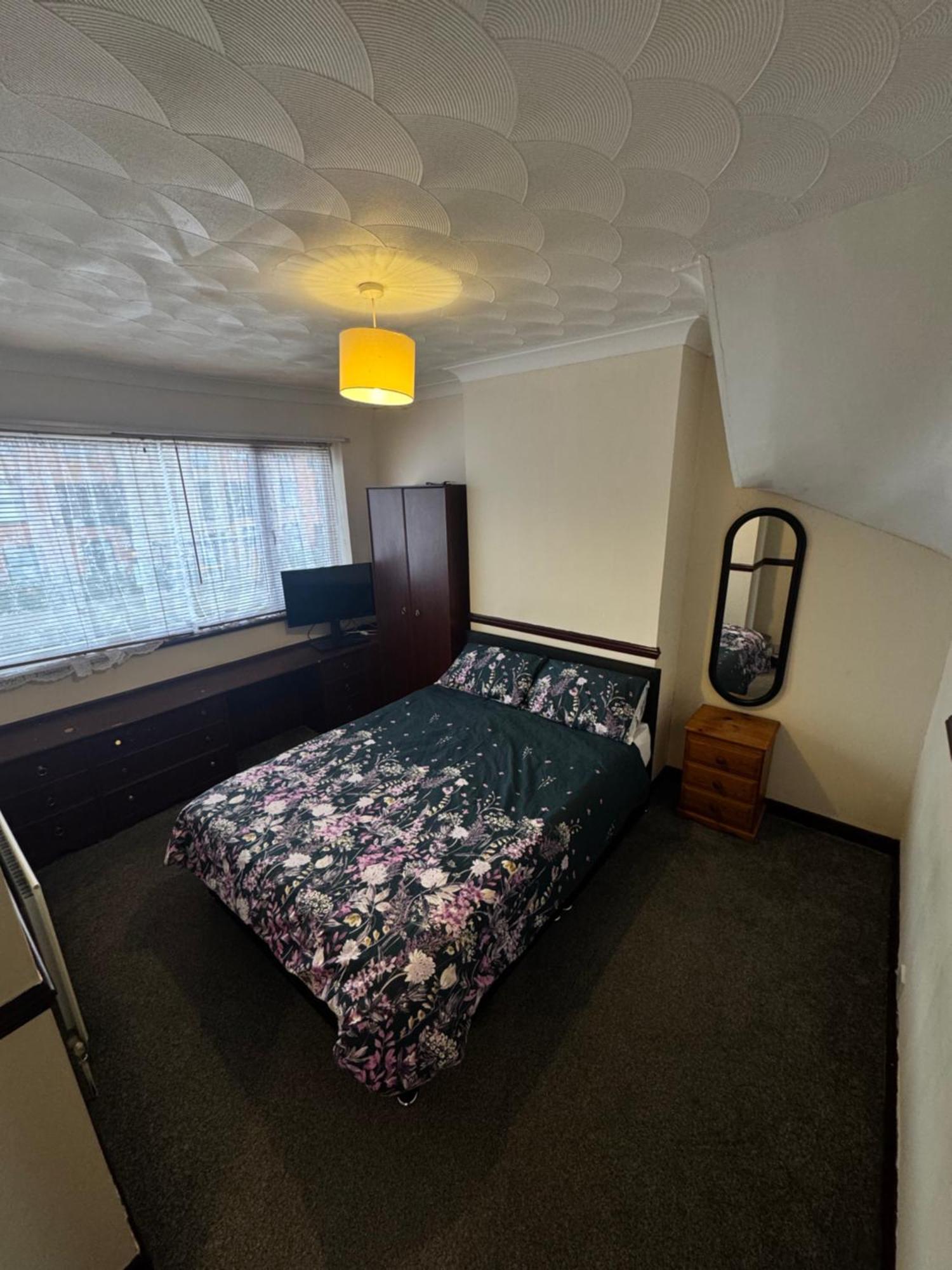 Jxb Homes - Lovely And Spacious Rooms Cliftonville 외부 사진