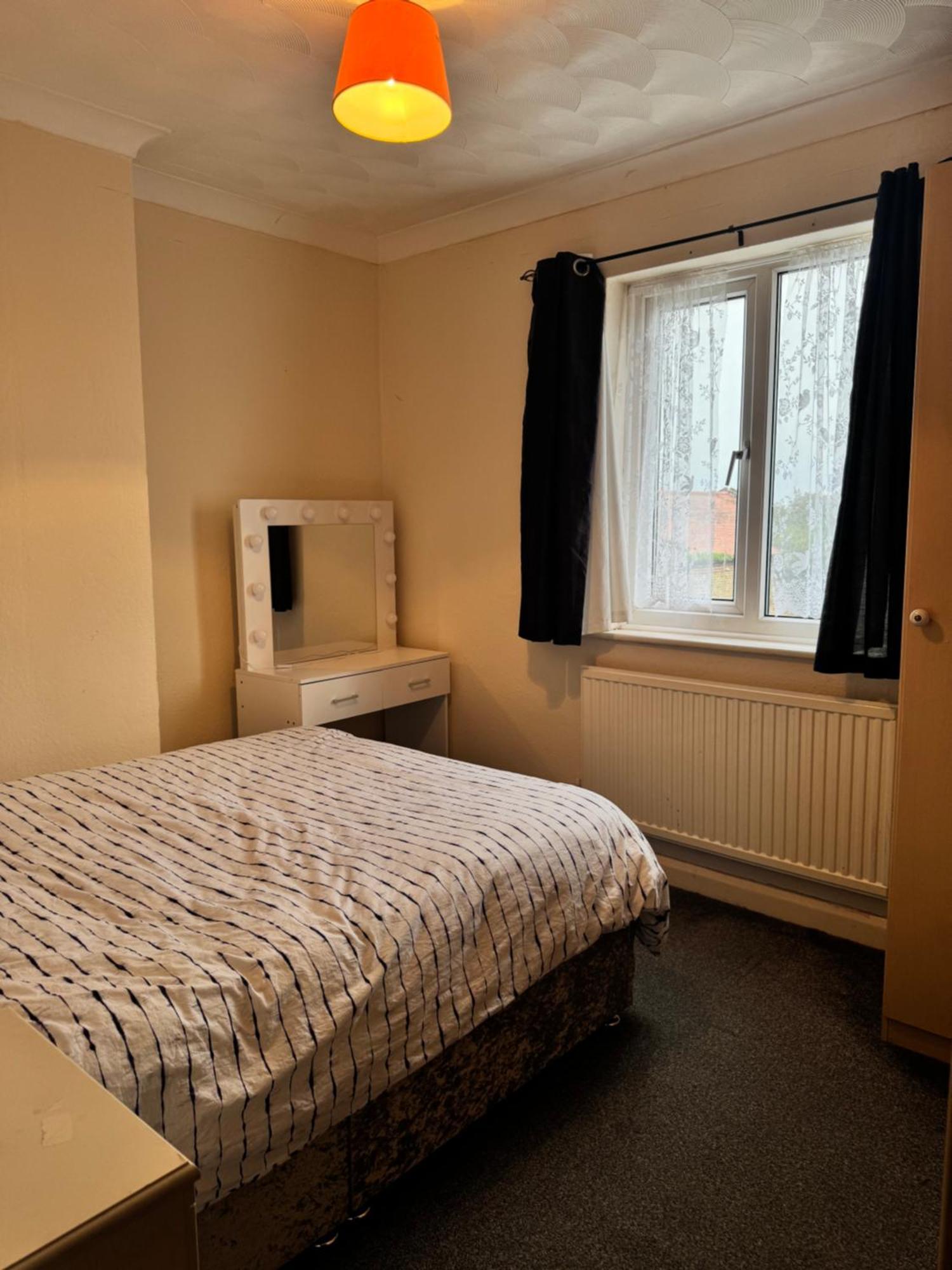 Jxb Homes - Lovely And Spacious Rooms Cliftonville 외부 사진